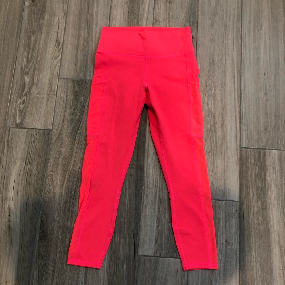 Fabletics Mila Pocket Capri, Small